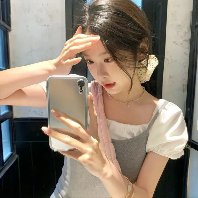 怀春乳燕 封面