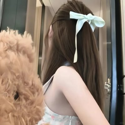 开画少女漫 封面